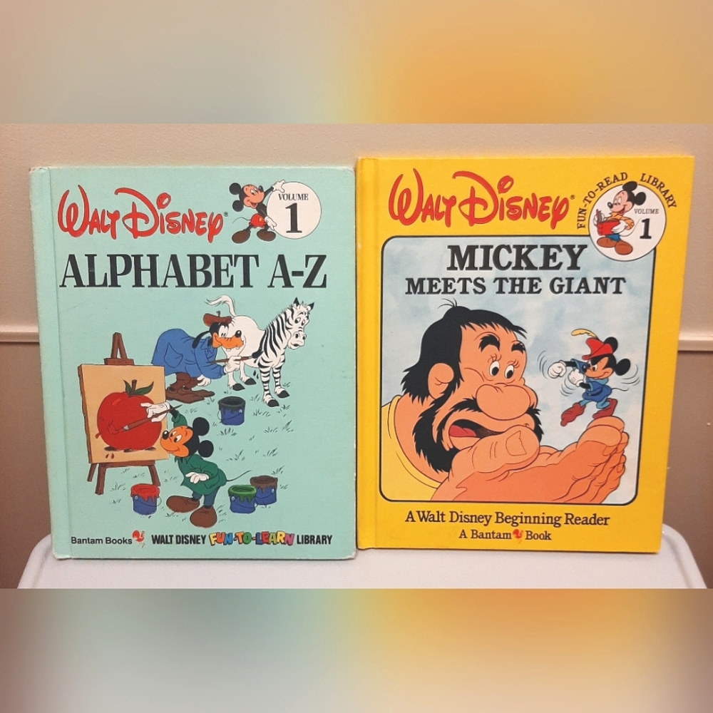 2 Vintage Mickey Mouse Kids Books 📚